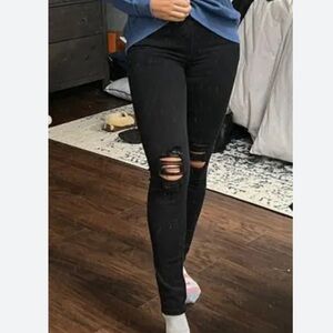 Black Skinny Jeans